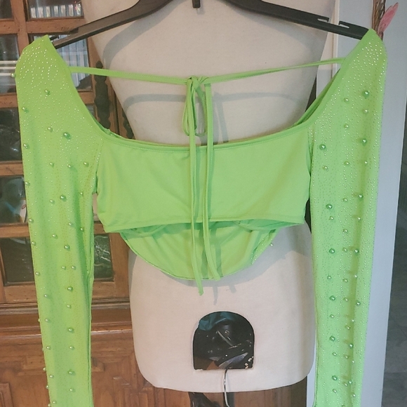 Statement Piece! Lime Green Beaded Skirt Set - Picture 5 of 10